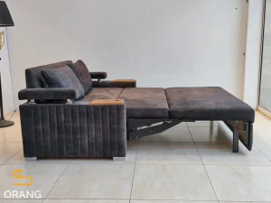 نمای بغل تخت شده کاناپه تختخواب شو مدل کاروان دسته دوبل